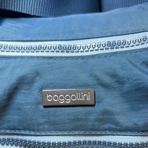 Baggallini Navy Blue Shoulder Bag - Picture 2 of 11